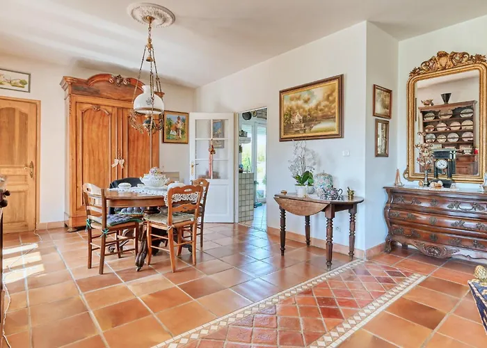 Gorgeous Home In Carry-Le-Rouet